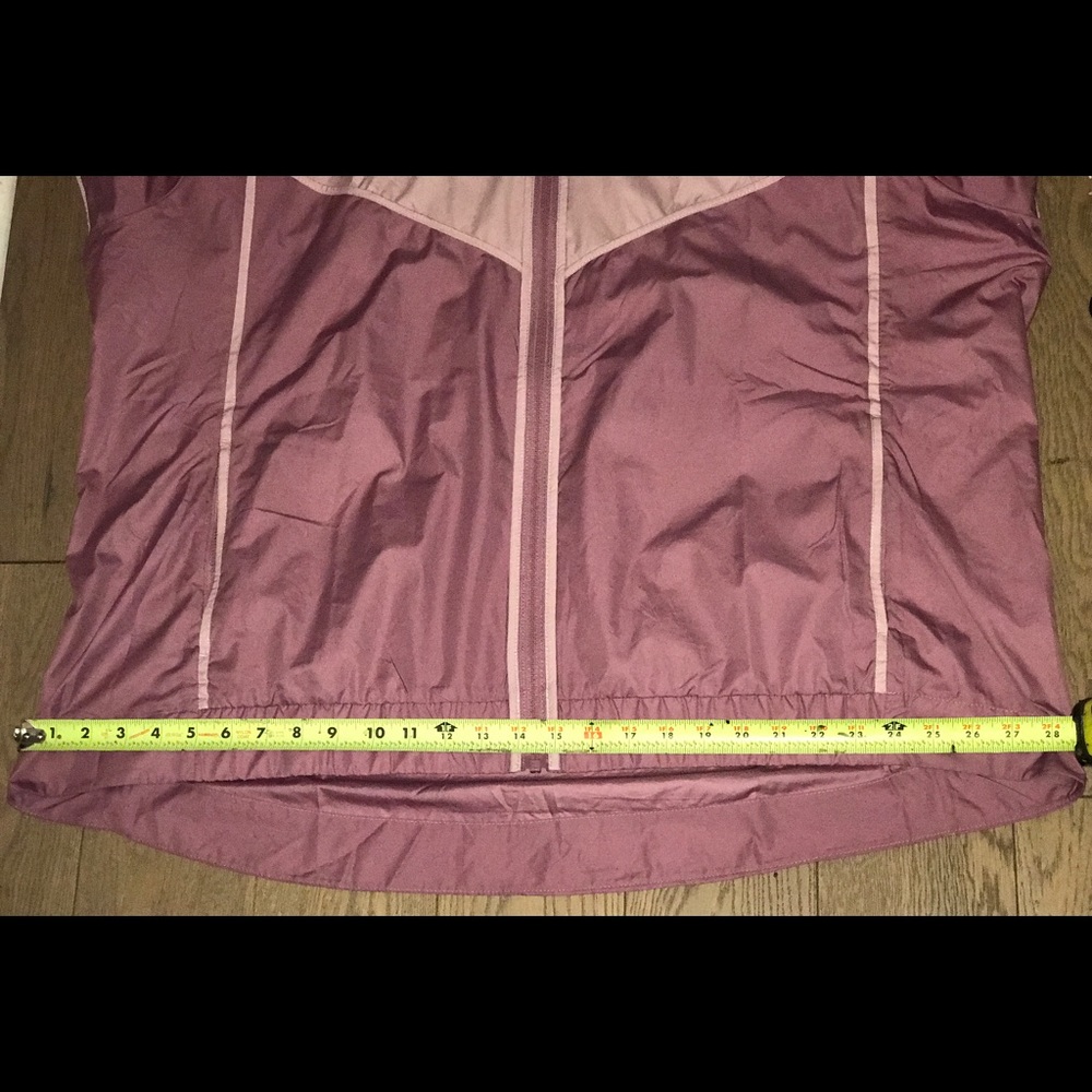 Eucnike Windrunner Jacket. - image 5